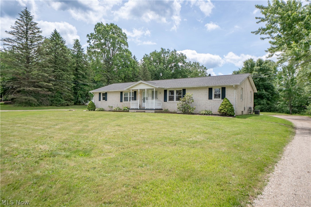 3090-3092 Brumbaugh Street NW North Canton OH 44720