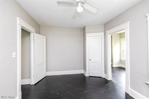 747 E 117th Street Cleveland OH 44108