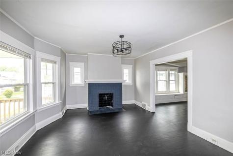 747 E 117th Street Cleveland OH 44108