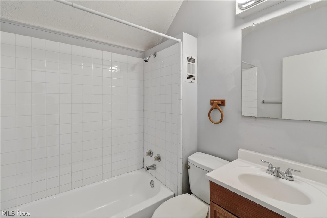 3343 W 84th Street Cleveland OH 44102