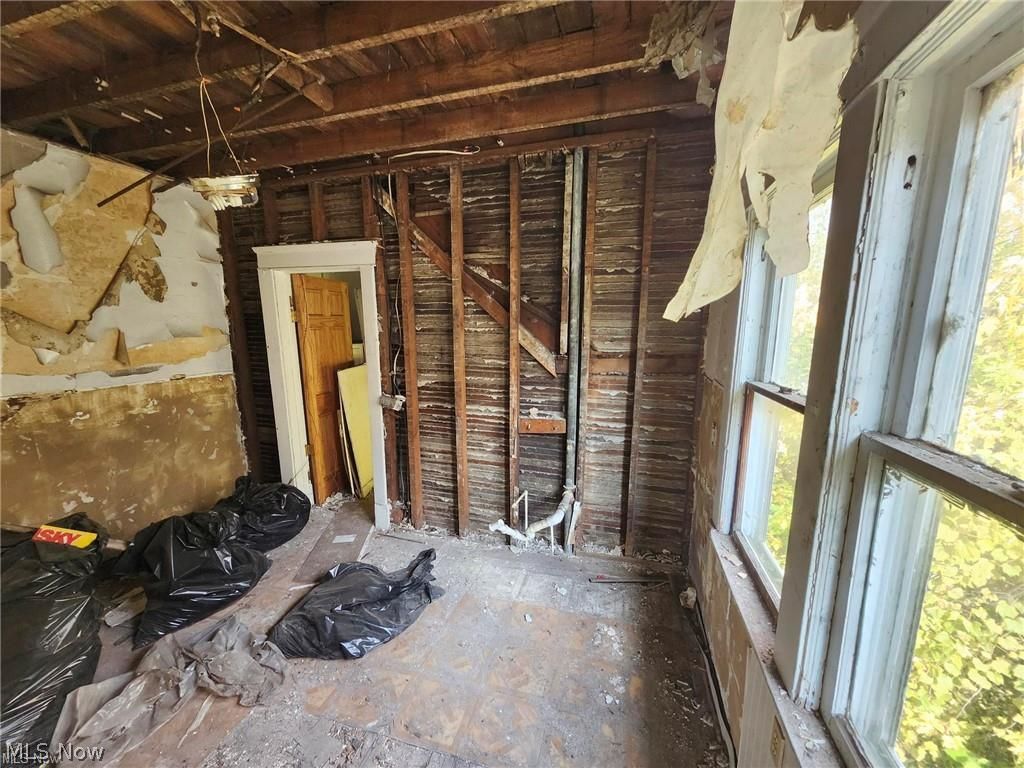 12501 Locke Avenue Cleveland OH 44108