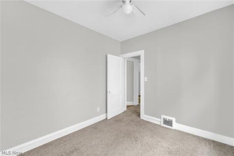 3645 E 146th Street Cleveland OH 44120