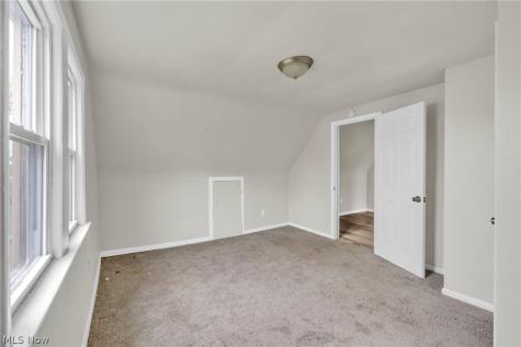3645 E 146th Street Cleveland OH 44120