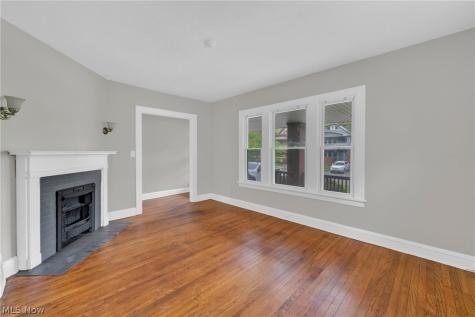 3645 E 146th Street Cleveland OH 44120
