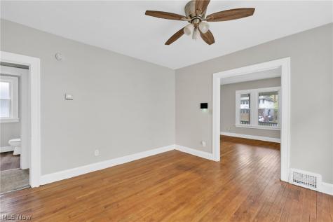3645 E 146th Street Cleveland OH 44120