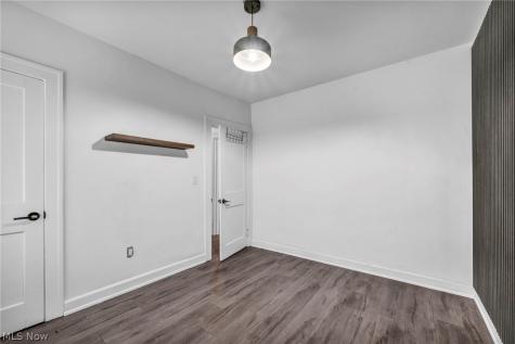 3808 E 149th Street Cleveland OH 44128