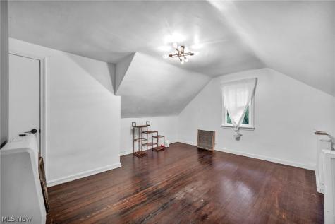 3808 E 149th Street Cleveland OH 44128