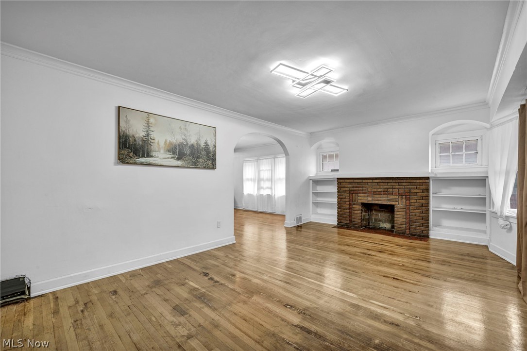3808 E 149th Street Cleveland OH 44128