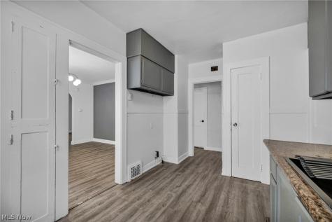 3808 E 149th Street Cleveland OH 44128