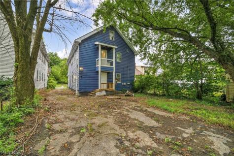3808 E 149th Street Cleveland OH 44128