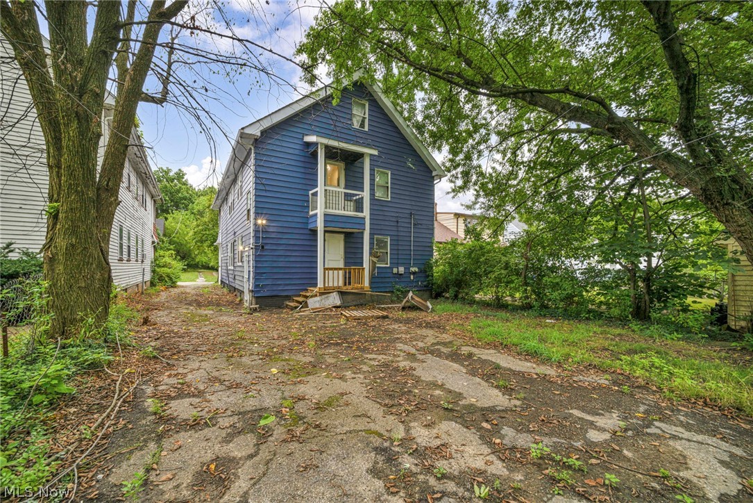 3808 E 149th Street Cleveland OH 44128