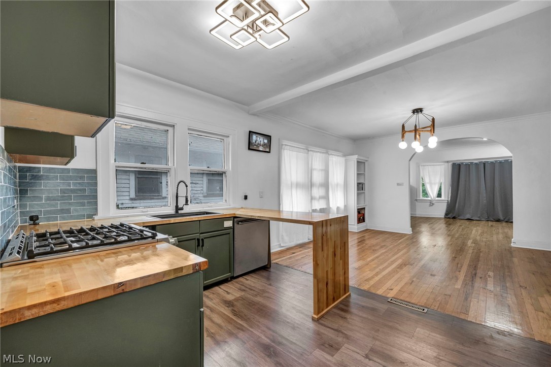 3808 E 149th Street Cleveland OH 44128