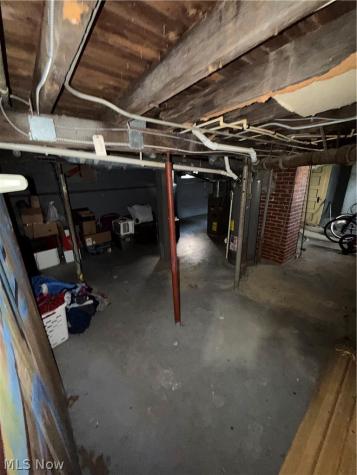 3401 Roanoke Avenue Cleveland OH 44109
