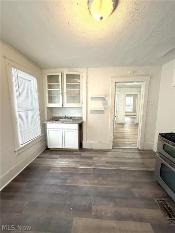 1583 E 84th Street Cleveland OH 44103