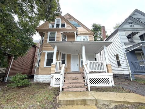 1583 E 84th Street Cleveland OH 44103