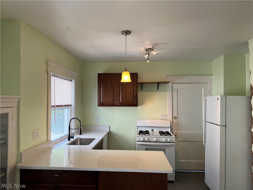 2249 Bellfield Avenue Cleveland Heights OH 44106