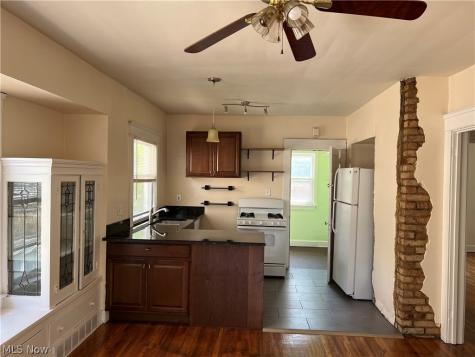 2249 Bellfield Avenue Cleveland Heights OH 44106