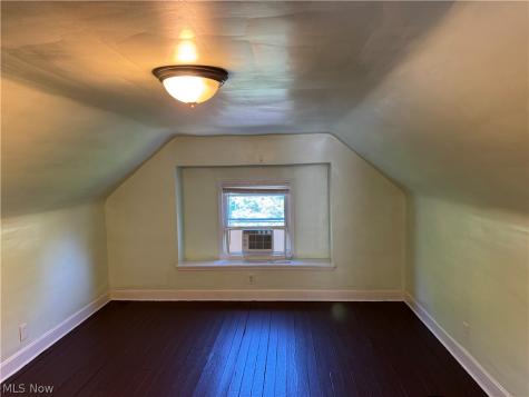 2249 Bellfield Avenue Cleveland Heights OH 44106