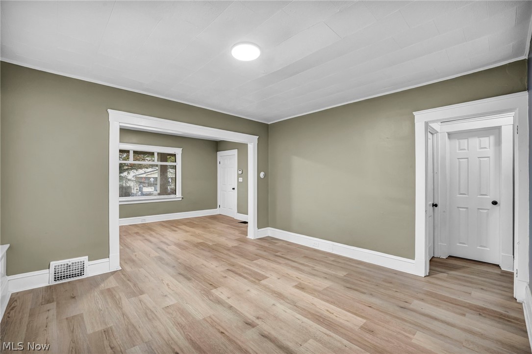 1919 Treadway Avenue Cleveland OH 44109