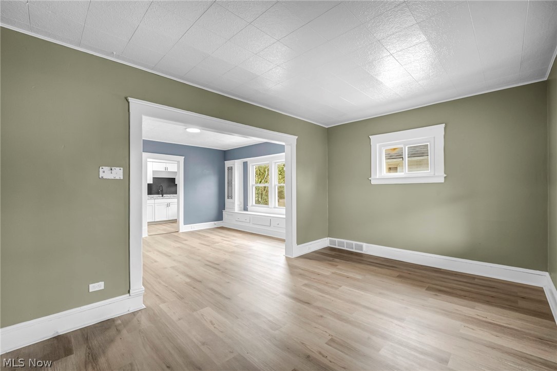 1919 Treadway Avenue Cleveland OH 44109