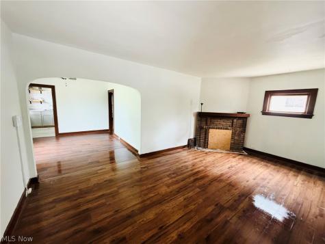 1141 E 140th Street Cleveland OH 44110