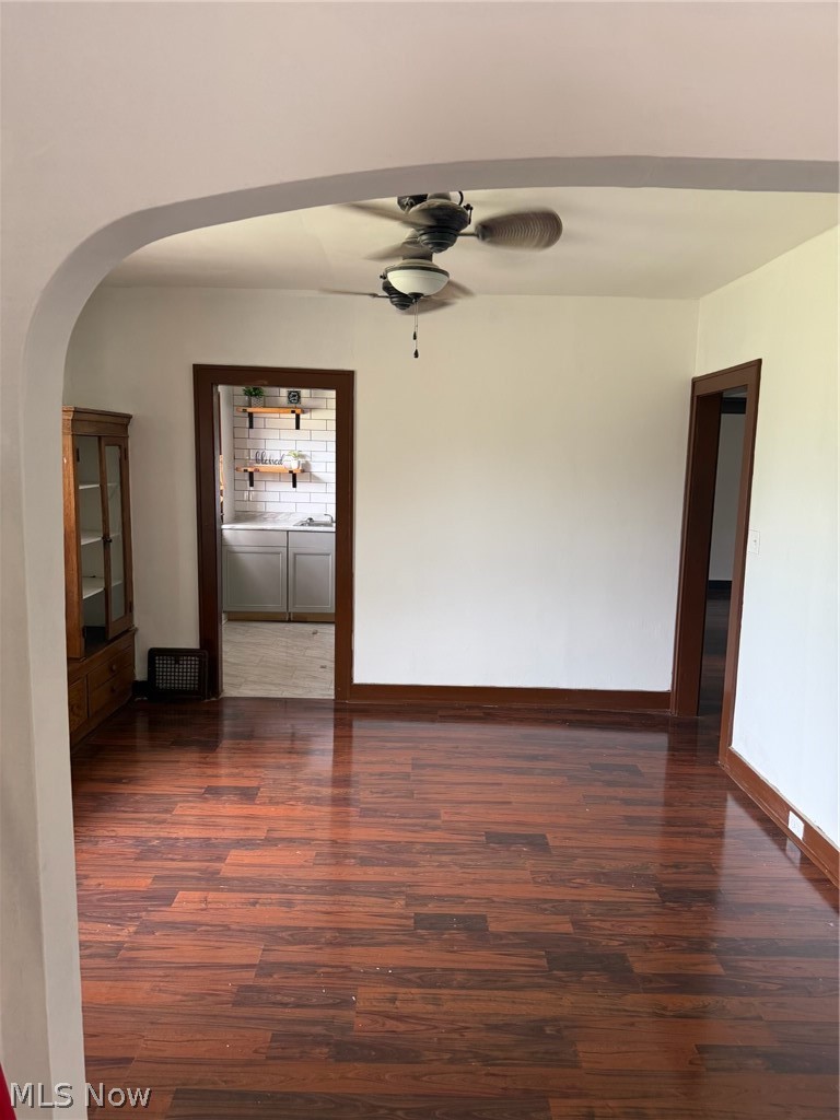 1141 E 140th Street Cleveland OH 44110