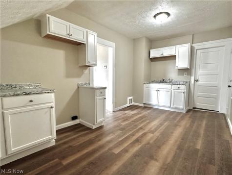 3412 W 63rd Street Cleveland OH 44102
