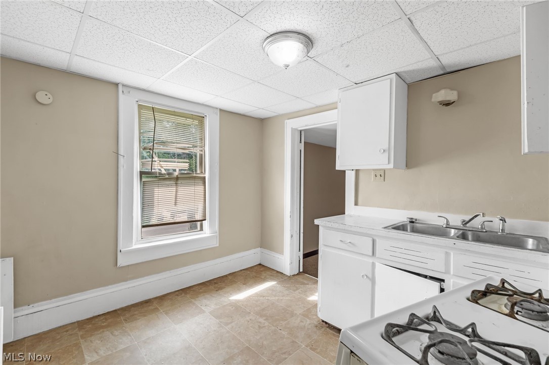 896 Huber Street Akron OH 44306