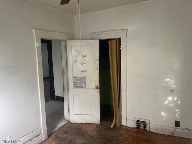 1041 E 147th Street Cleveland OH 44110