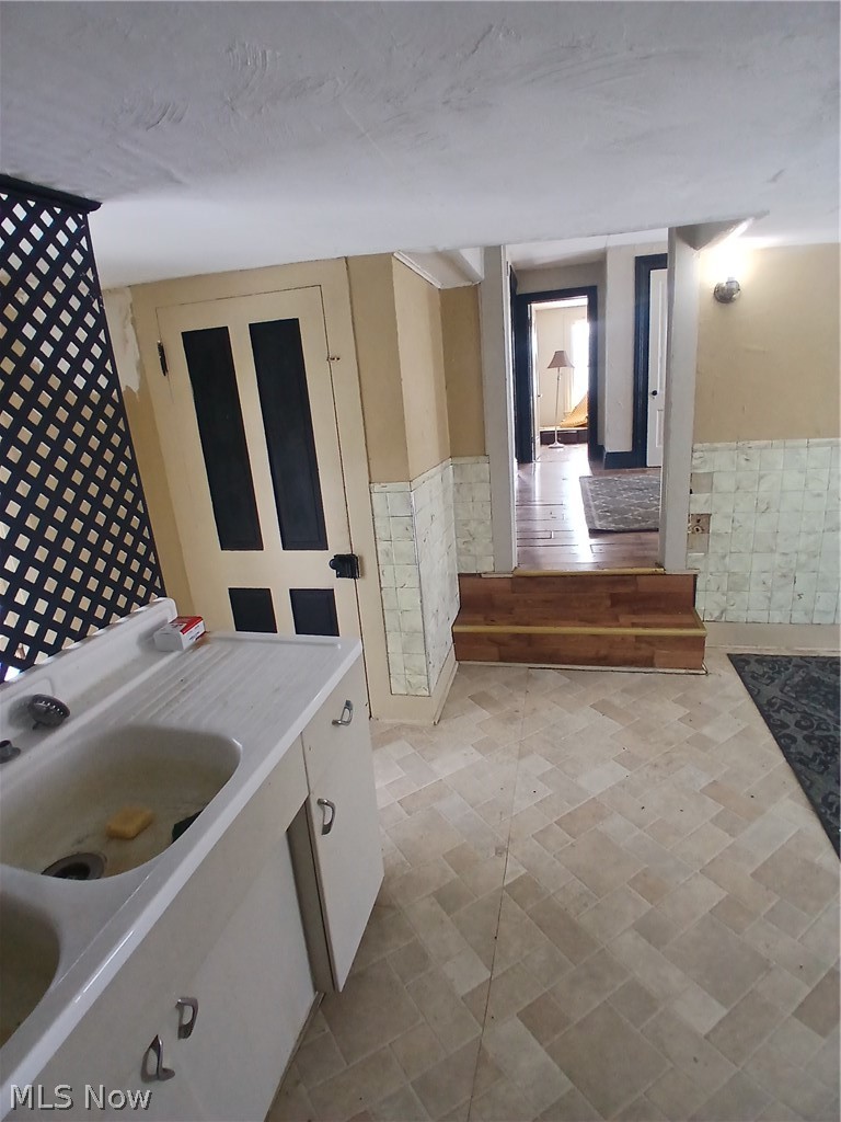 424 Belmont Avenue NW Warren OH 44446