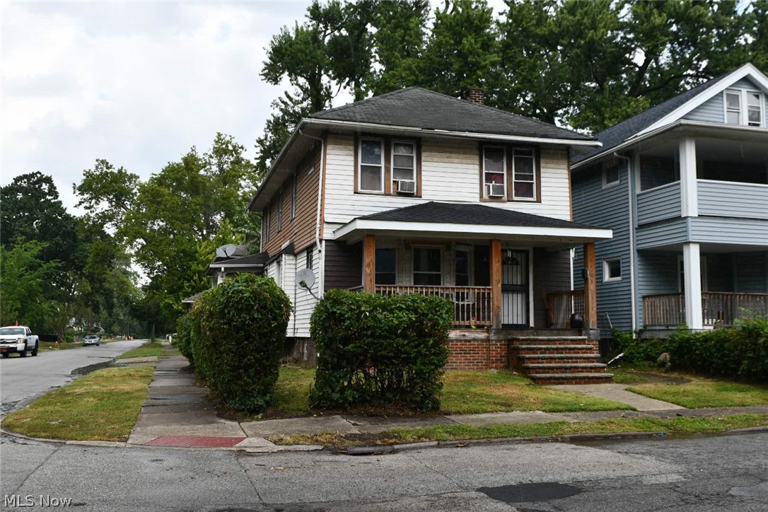 13303 Milan Avenue East Cleveland OH 44112