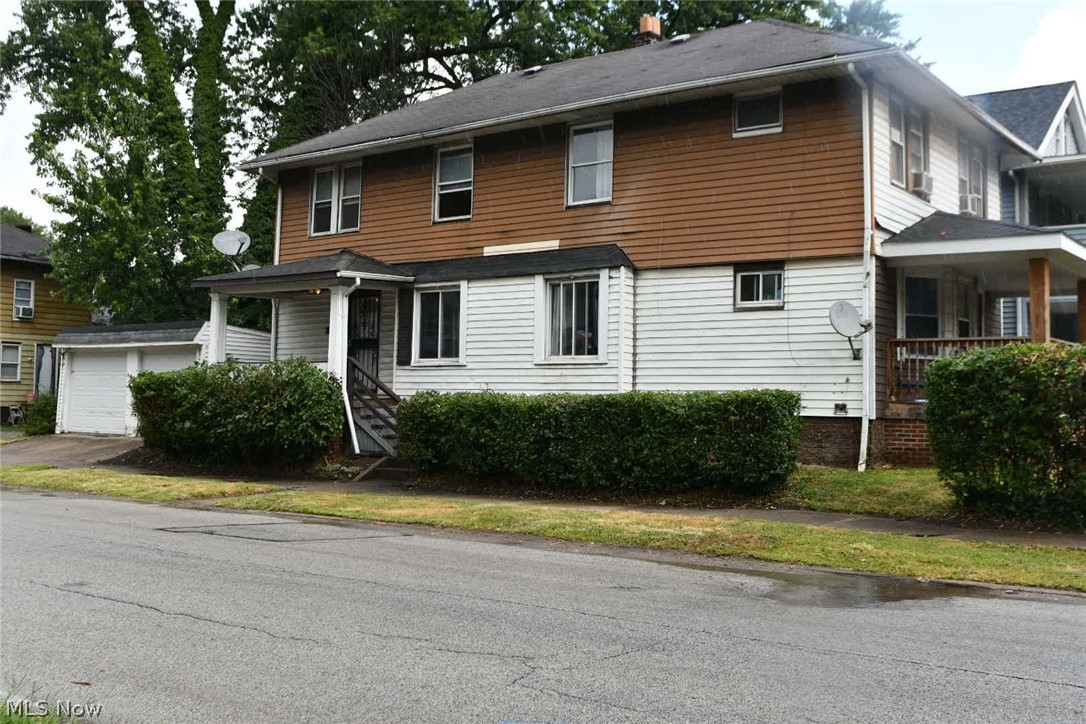 13303 Milan Avenue East Cleveland OH 44112