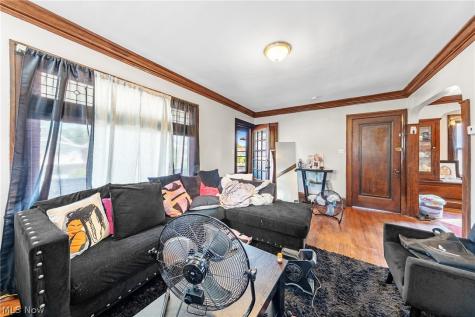 11118 Glenboro Drive Cleveland OH 44105
