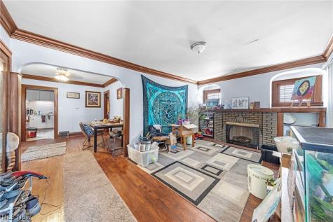 11118 Glenboro Drive Cleveland OH 44105