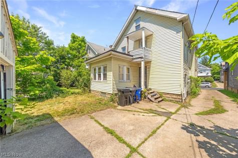 11118 Glenboro Drive Cleveland OH 44105