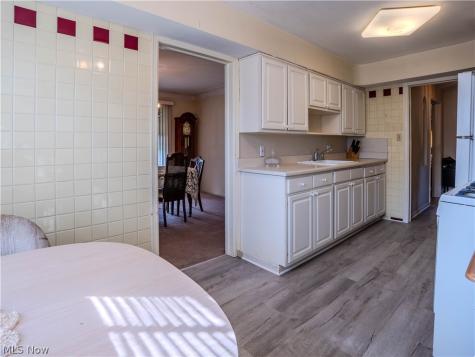 13699 Cedar Road University Heights OH 44118