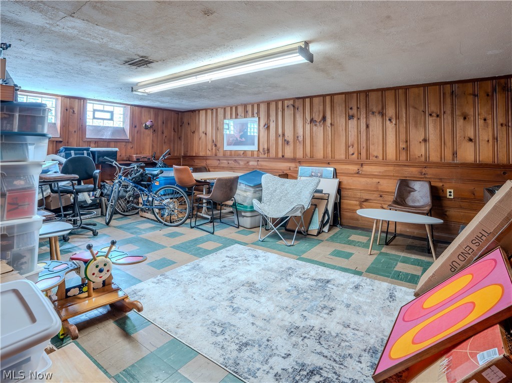 13699 Cedar Road University Heights OH 44118