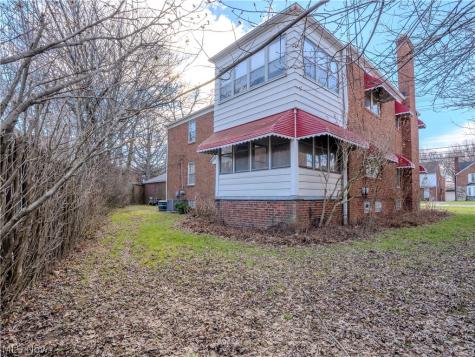 13699 Cedar Road University Heights OH 44118
