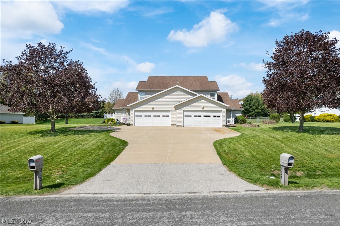 1995-1997 Rolling Meadows Lane Akron OH 44312