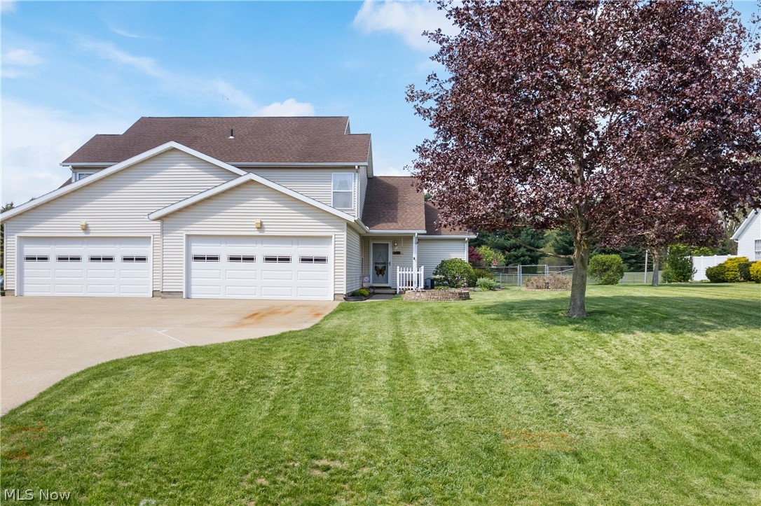1995-1997 Rolling Meadows Lane Akron OH 44312