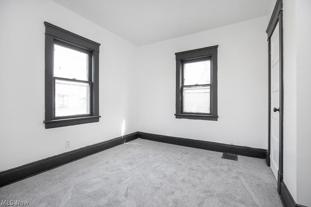 12401 Chesterfield Avenue Cleveland OH 44108