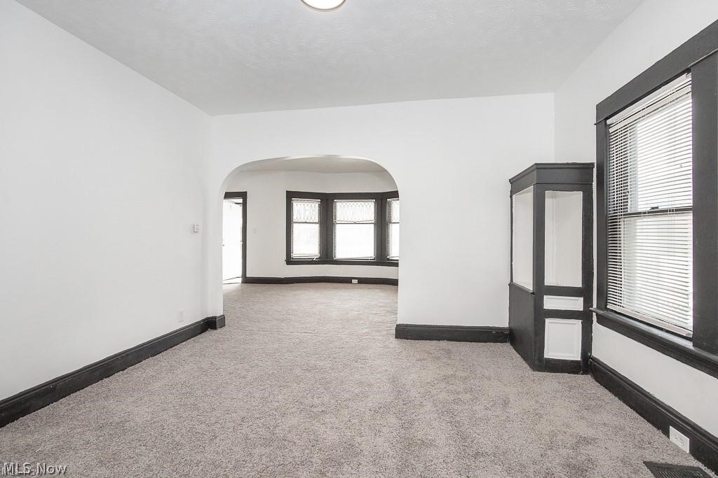 12401 Chesterfield Avenue Cleveland OH 44108