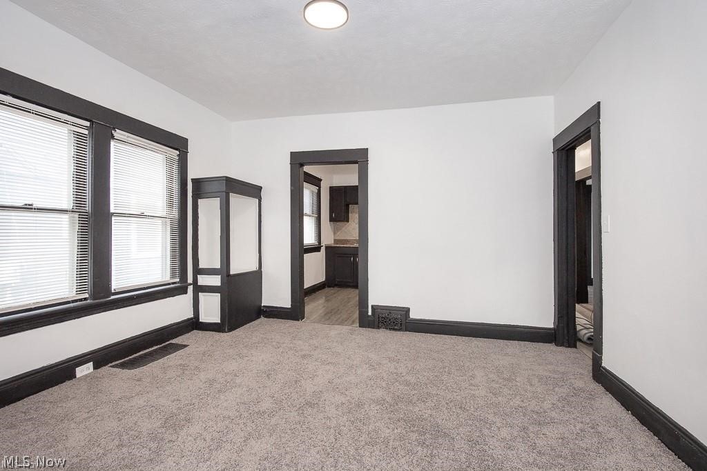 12401 Chesterfield Avenue Cleveland OH 44108