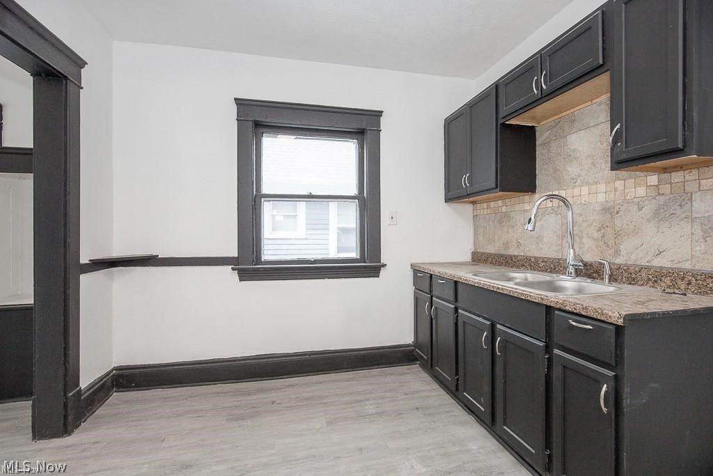 12401 Chesterfield Avenue Cleveland OH 44108
