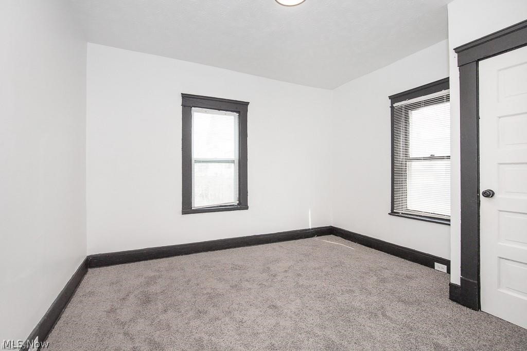 12401 Chesterfield Avenue Cleveland OH 44108