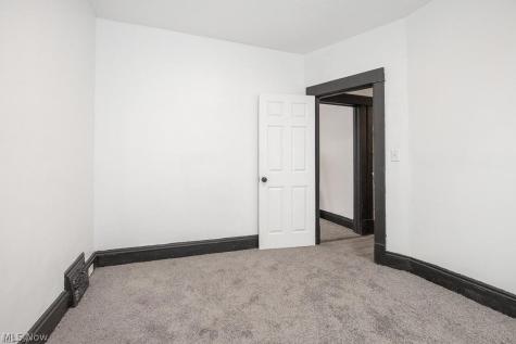 12401 Chesterfield Avenue Cleveland OH 44108