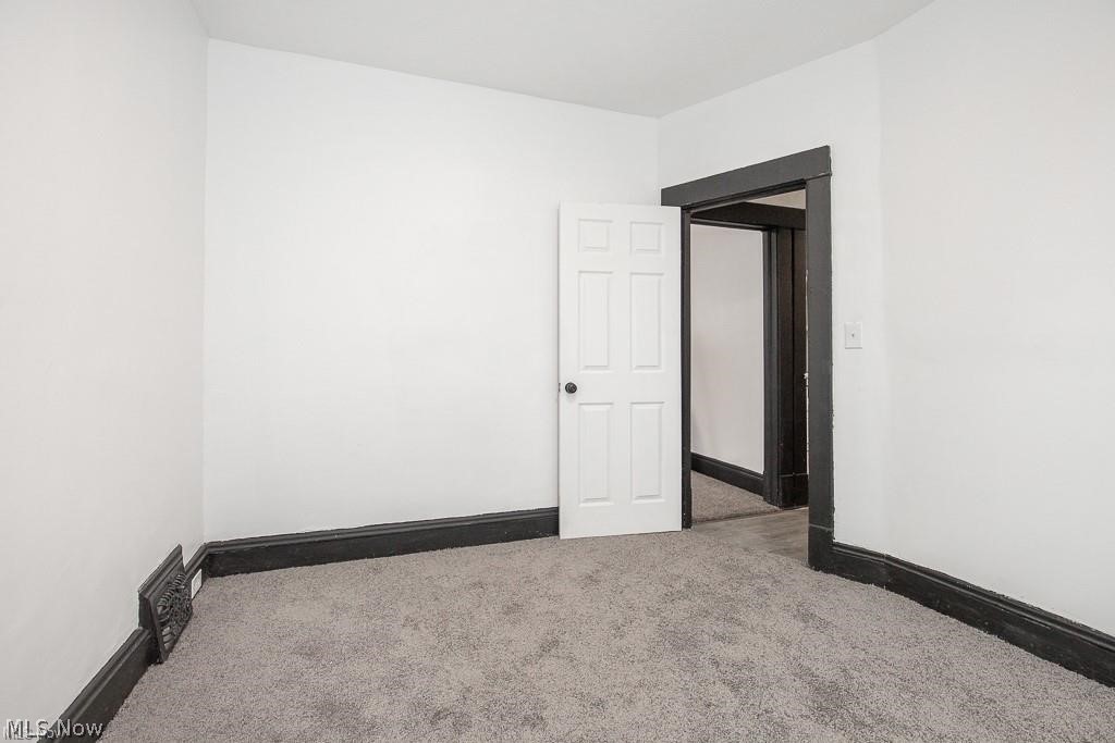 12401 Chesterfield Avenue Cleveland OH 44108