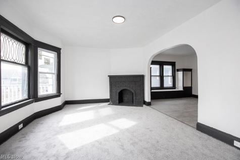 12401 Chesterfield Avenue Cleveland OH 44108