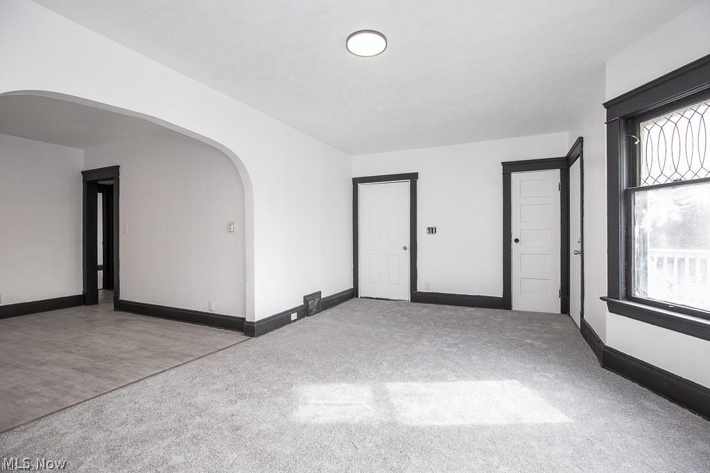 12401 Chesterfield Avenue Cleveland OH 44108