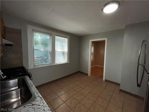 1764 E 33rd Street Cleveland OH 44114